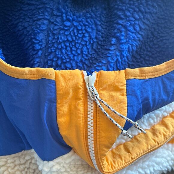 Nike Jacket - Picture 8 of 15